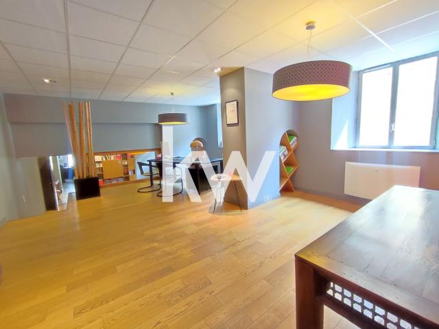 Appartement 7 pièces 155 m²