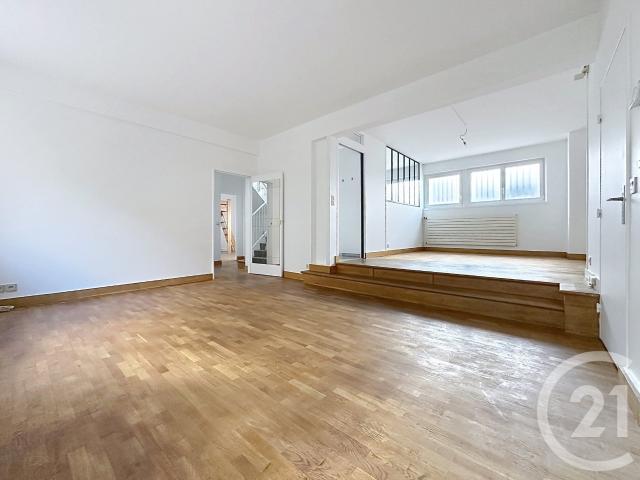 Appartement 7 pièces 155 m²