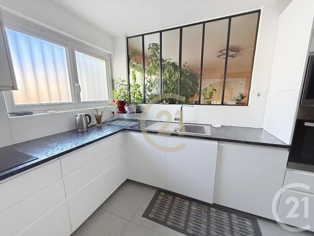 Appartement 7 pièces 155 m²