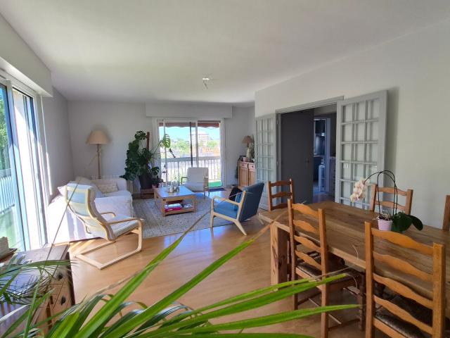 Appartement 7 pièces 157 m²