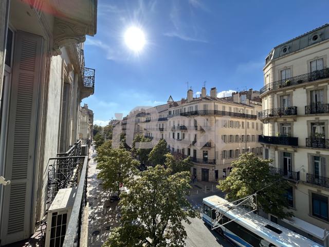 Appartement 7 pièces 161 m²