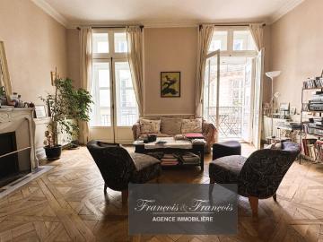 Appartement 7 pièces 161 m²