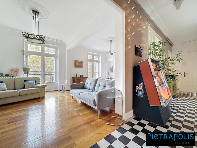 Appartement 7 pièces 165 m²