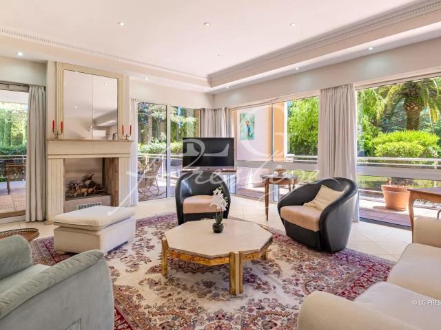 Appartement 7 pièces 170 m²