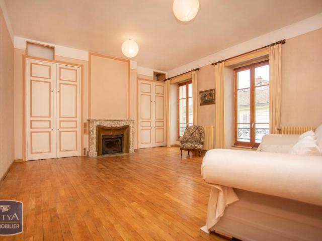Appartement 7 pièces 179 m²