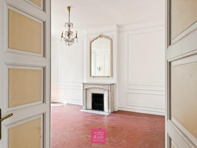 Appartement 7 pièces 184 m²