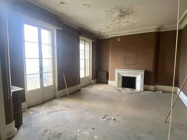 Appartement 7 pièces 195 m²
