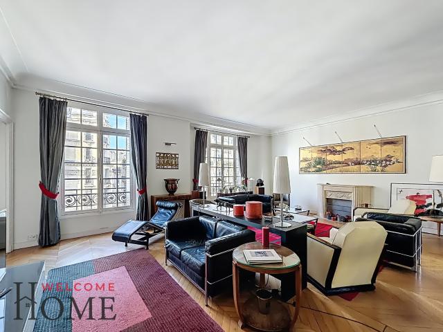 Appartement 7 pièces 195 m²