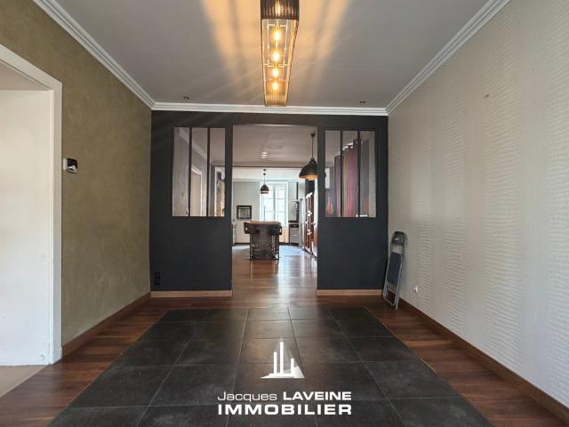 Appartement 7 pièces 200 m²