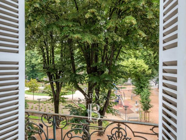 Appartement 7 pièces 204 m²