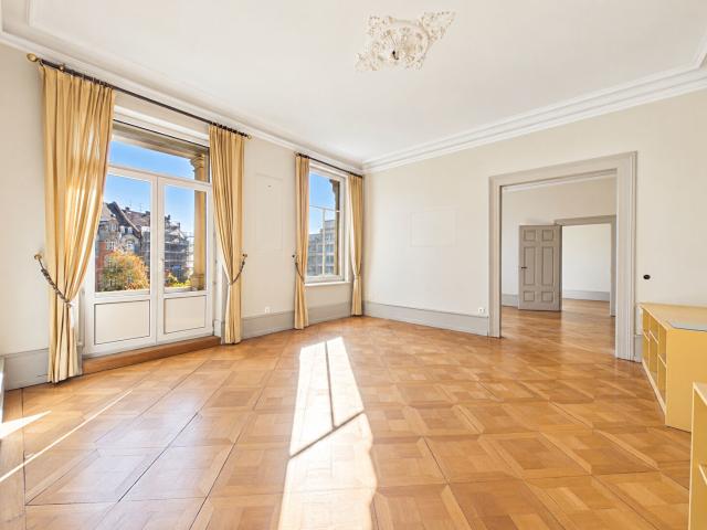 Appartement 7 pièces 205 m²
