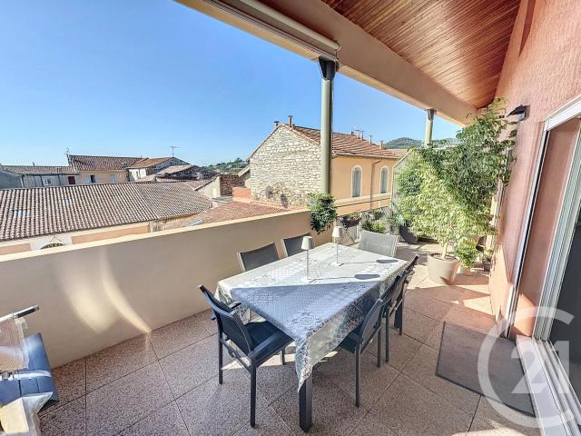 Appartement 7 pièces 212 m²