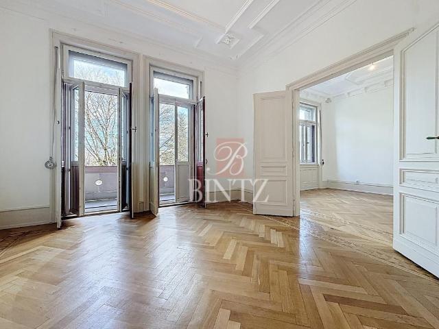 Appartement 7 pièces 220 m²