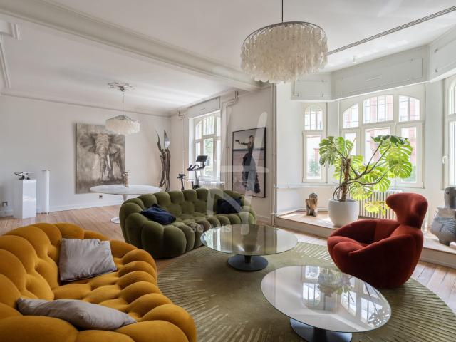 Appartement 7 pièces 225 m²