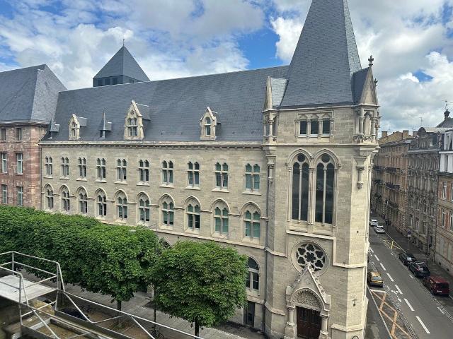 Appartement 7 pièces 230 m²