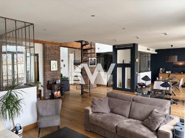 Appartement 7 pièces 231 m²