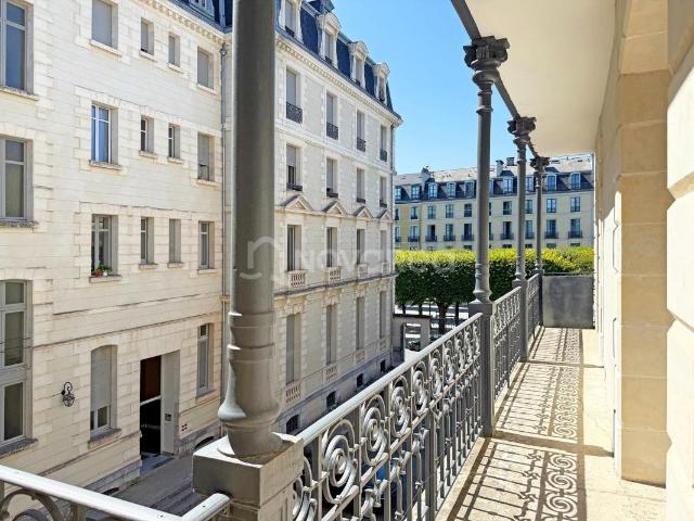 Appartement 7 pièces 255 m²