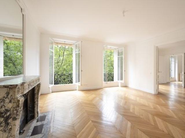 Appartement 7 pièces 264 m²