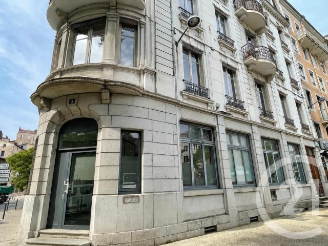 Appartement 7 pièces 270 m²