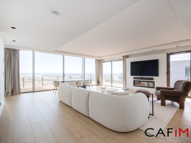 Appartement 7 pièces 350 m²