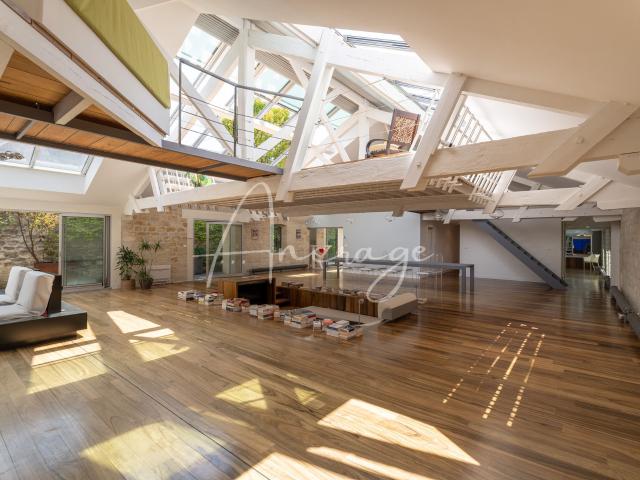 Appartement 7 pièces 385 m²