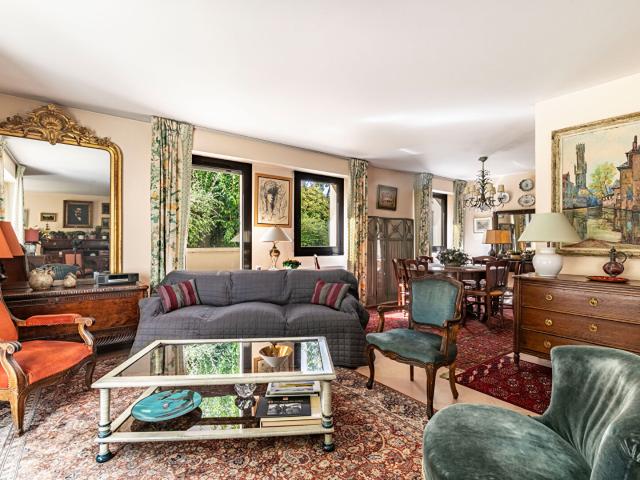 Appartement 7 pièces en duplex avec grand jardin plein sud