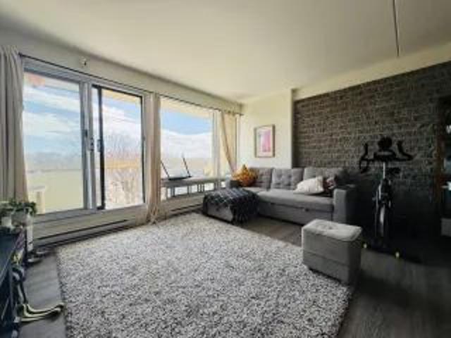 Appartement · 80 m² · Québec