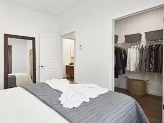 Appartement · 84 m² · Chomedey