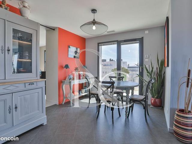 Appartement 8 pièces 134 m²