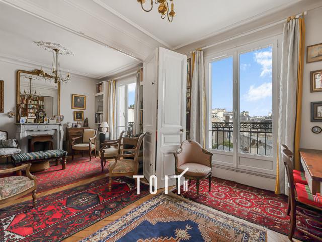 Appartement 8 pièces 140 m²