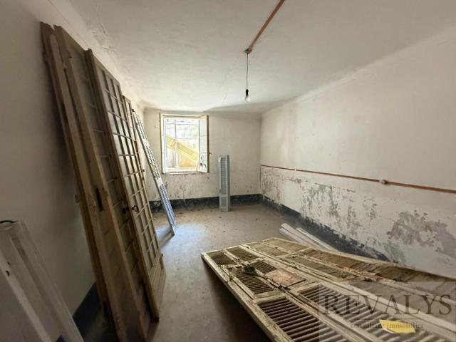 Appartement 8 pièces 140 m²