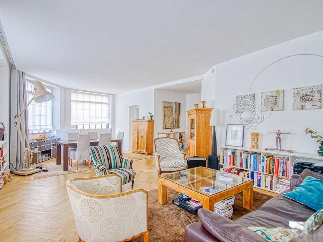 Appartement 8 pièces 154 m²