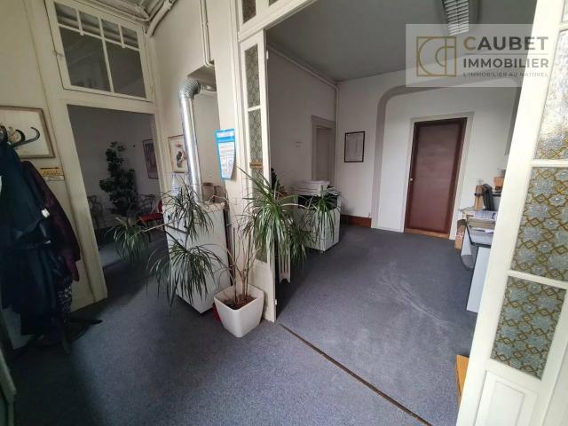 Appartement 8 pièces 172 m²