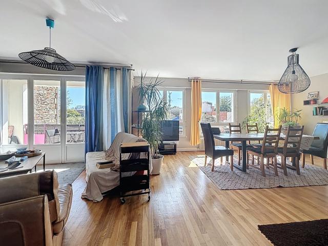 Appartement 8 pièces 173 m²