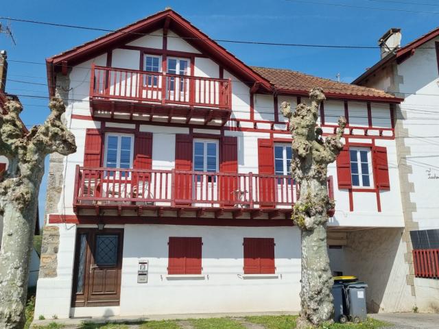 Maison 8 pièces 176 m²