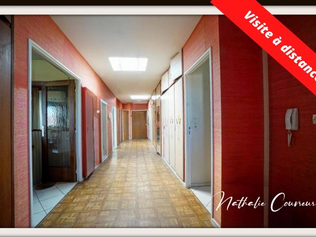 Appartement 8 pièces 178 m²