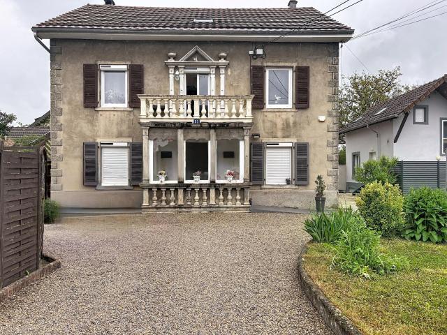 Appartement 8 pièces 180 m²