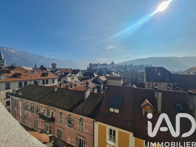 Appartement 8 pièces 181 m²
