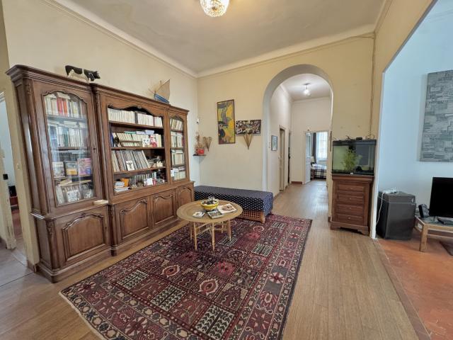 Appartement 8 pièces 187 m²