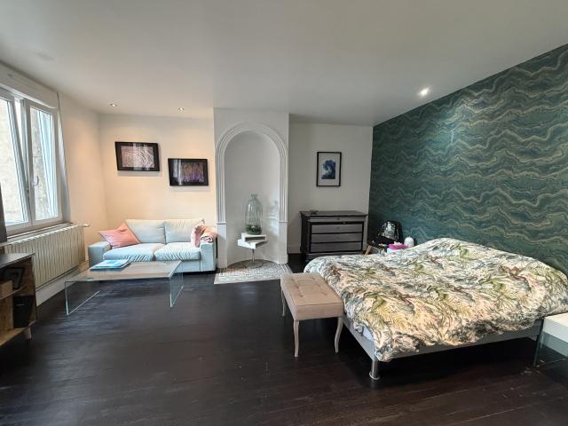 Appartement 8 pièces 205 m²