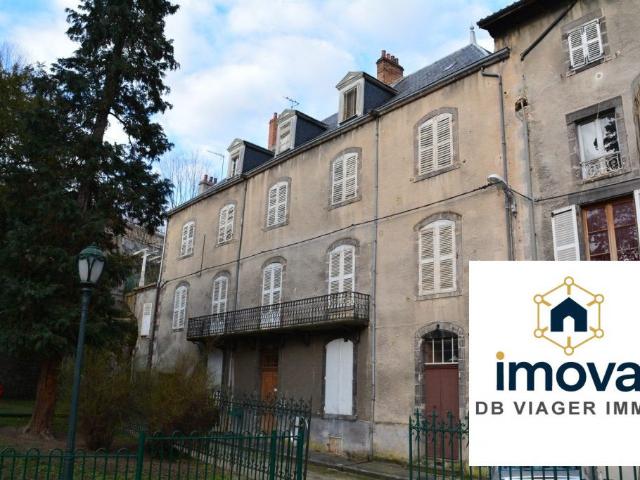 Appartement 8 pièces 208 m²