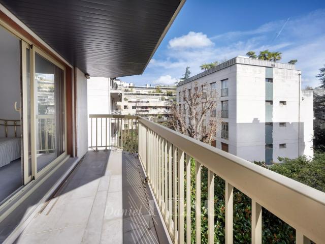 Appartement 8 pièces 210 m²