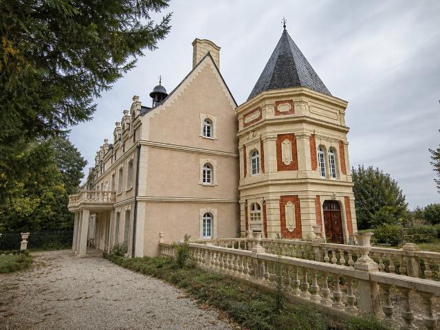 Appartement 8 pièces 210 m²