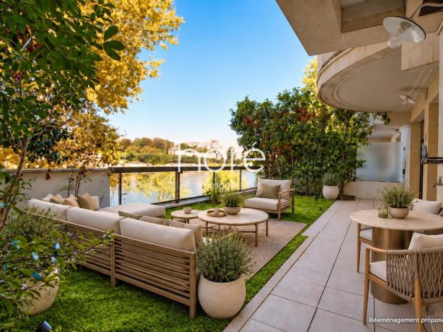 Appartement 8 pièces 232 m²