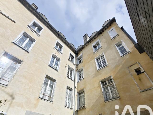 Appartement 8 pièces 236 m²
