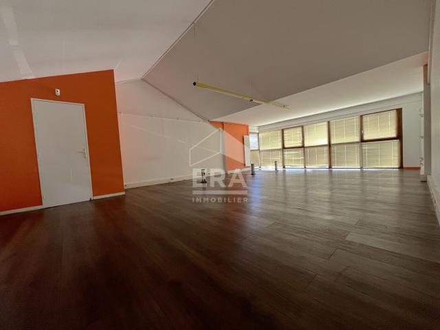 Appartement 8 pièces 238 m²