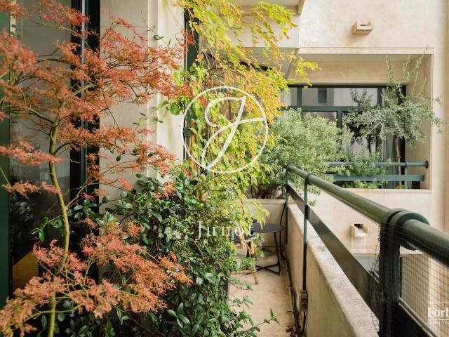 Appartement 8 pièces 249 m²