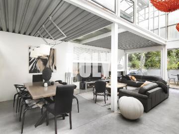 Appartement 8 pièces 255 m²