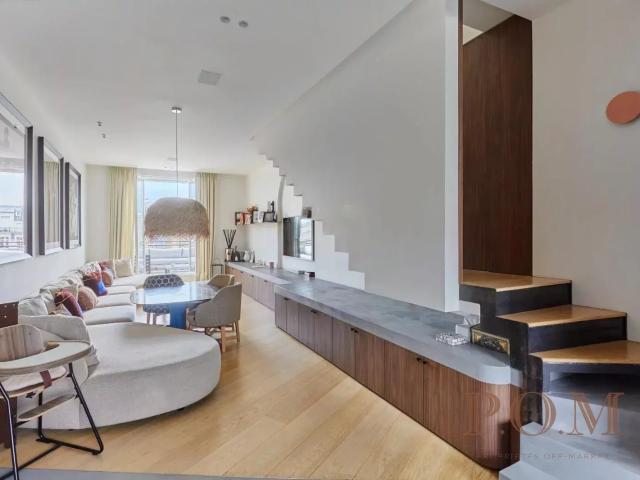 Appartement 90 m2, terrasses, dernier étage, Paris 16ème 91m² Paris 16ème