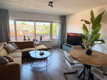 Appartement 90m2, per 1 september 2026 beschikbaar, 3 slaapkamers, volledig gemeubileerd